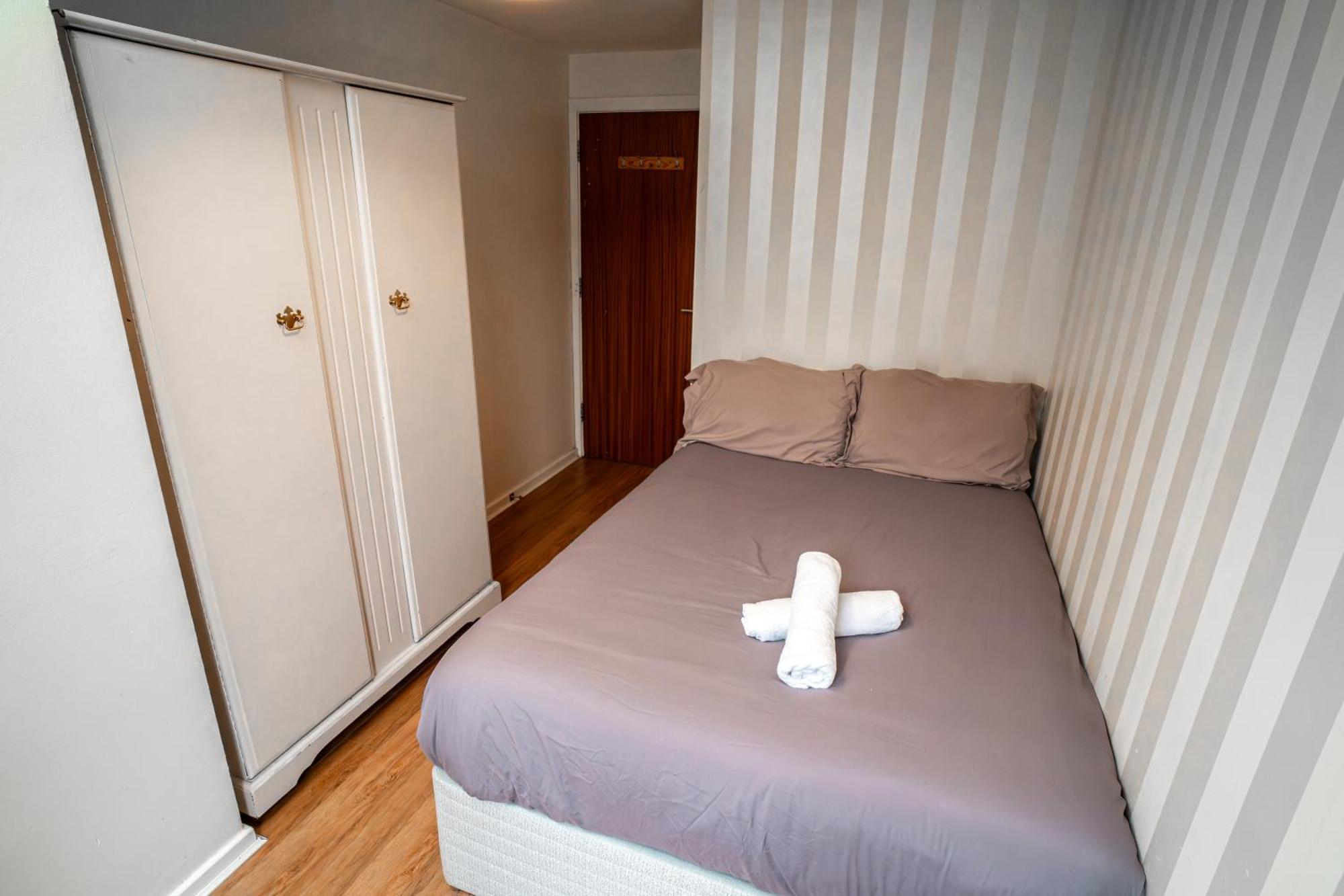 3 Bedroom Central Apartment In Belfast City Centre Kültér fotó