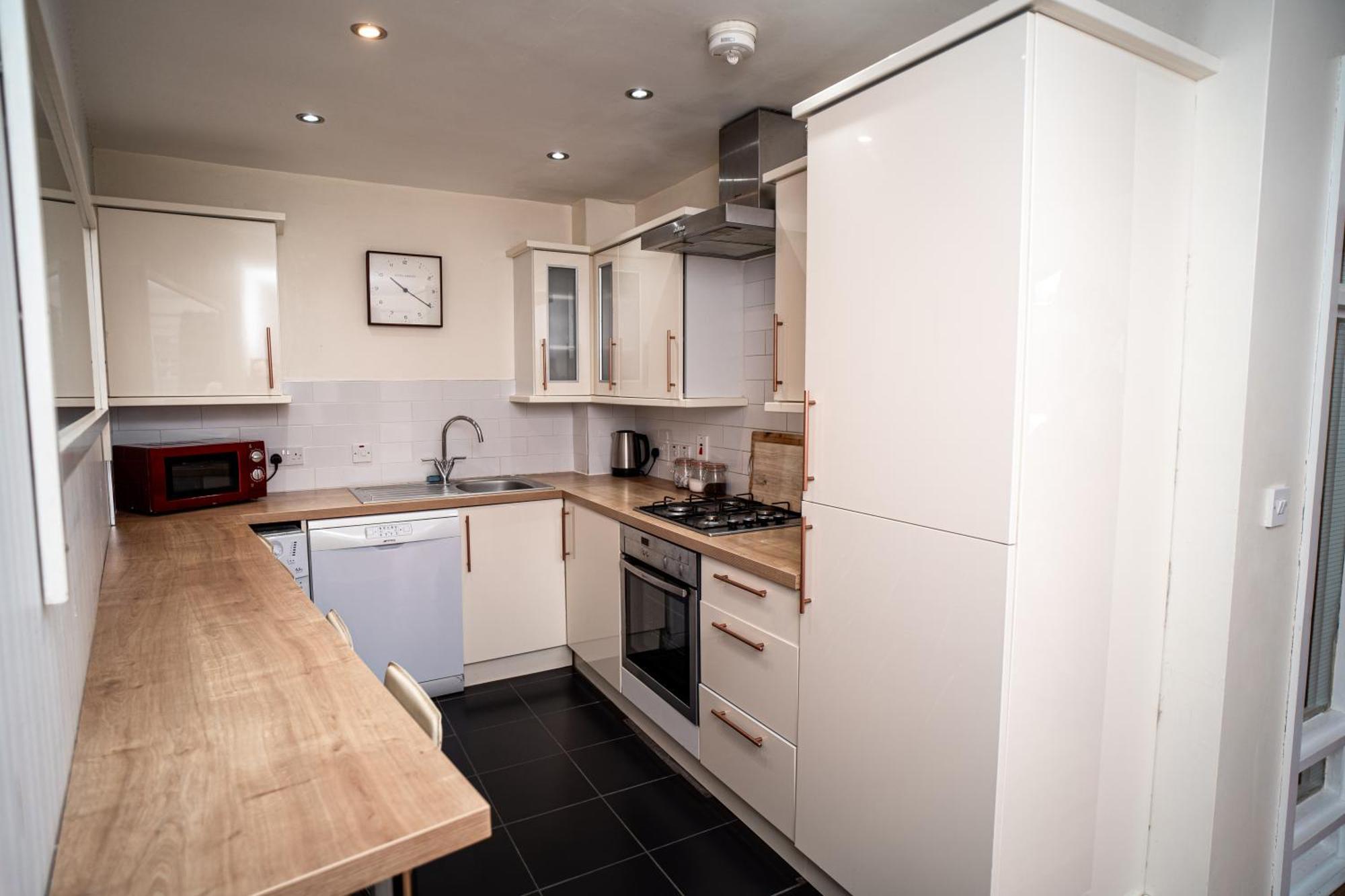 3 Bedroom Central Apartment In Belfast City Centre Kültér fotó