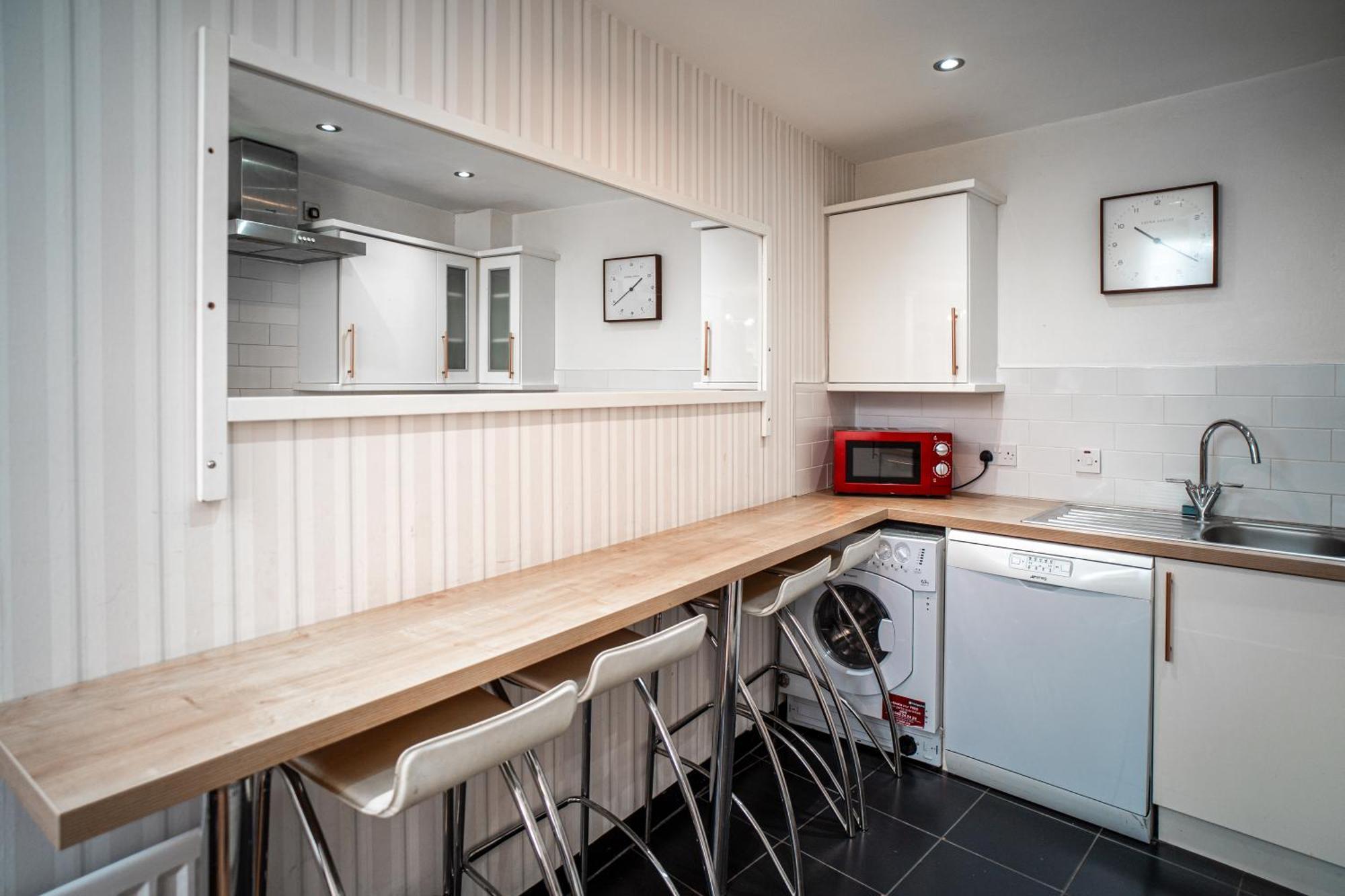 3 Bedroom Central Apartment In Belfast City Centre Kültér fotó