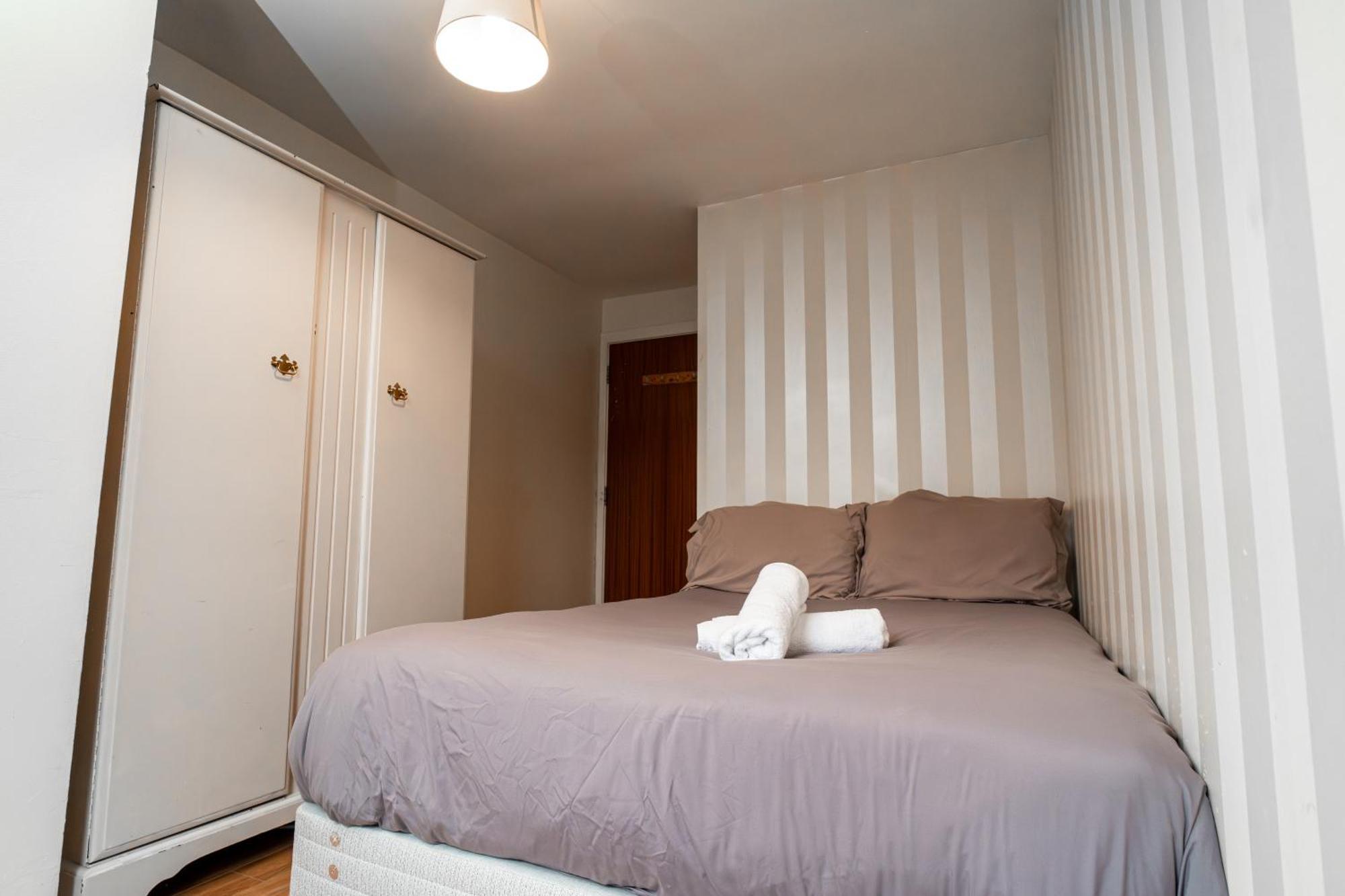 3 Bedroom Central Apartment In Belfast City Centre Kültér fotó