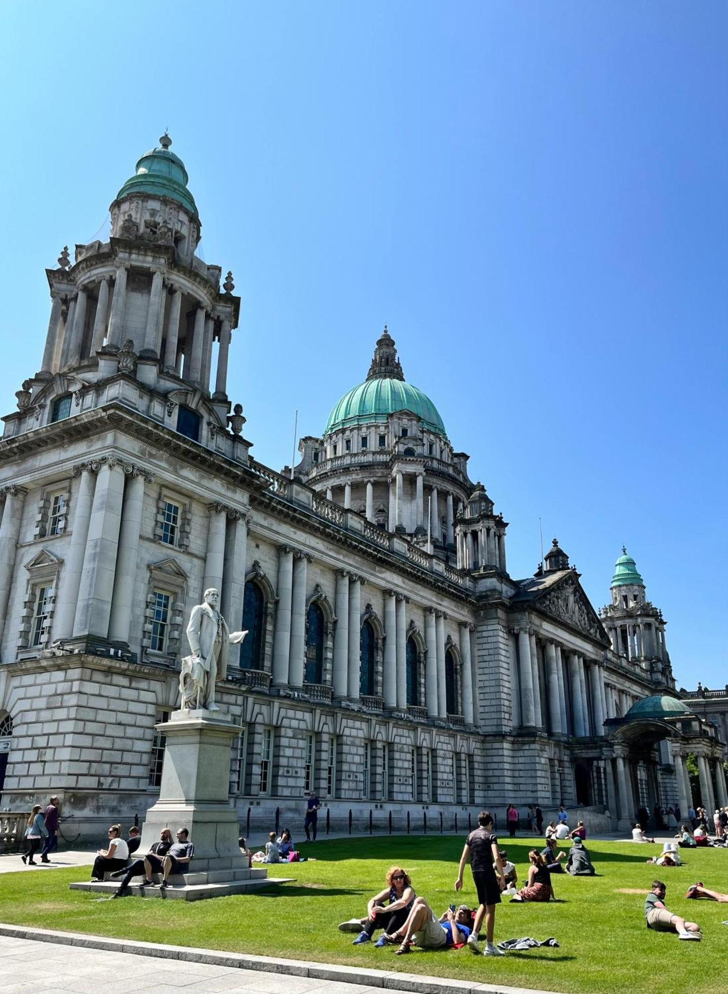 3 Bedroom Central Apartment In Belfast City Centre Kültér fotó